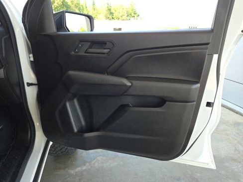 Used 2024 Chevrolet Colorado Trail Boss w/ Technology Package AWD/4WD image 49