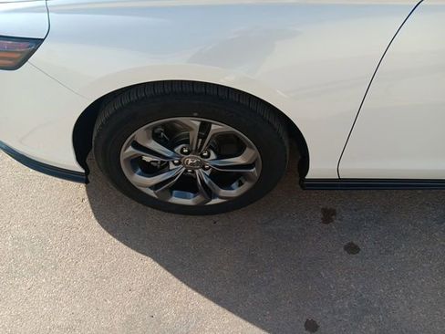 Used 2025 Honda Accord EX-L image 30