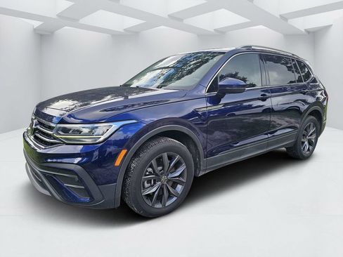Used 2023 Volkswagen Tiguan SE FWD image 7