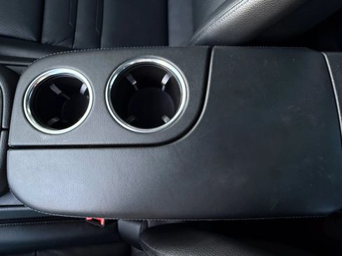 Used 2017 Porsche Panamera RWD image 55