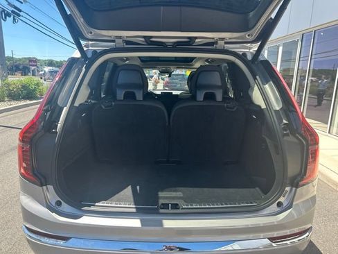 Certified 2025 Volvo XC90 B6 Plus AWD/4WD image 11