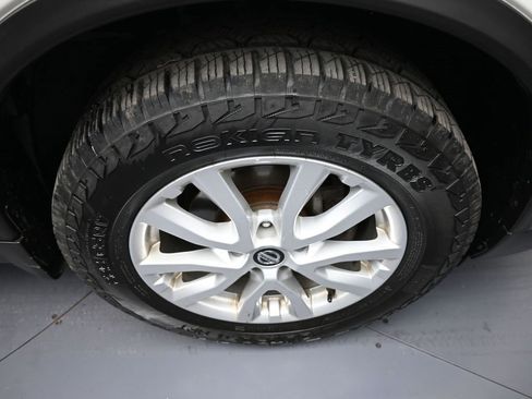 Used 2019 Nissan Rogue S w/ Special Edition Package image 13