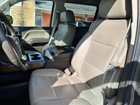 Used 2015 GMC Sierra 2500 SLT w/ Suspension Package, Off-Road image 12