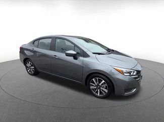 Used 2025 Nissan Versa SV FWD video 2