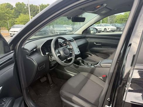 Used 2024 Hyundai Tucson SEL FWD image 3