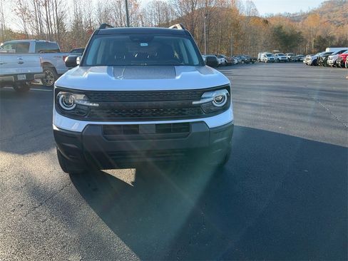 New 2025 Ford Bronco Sport Big Bend w/ Black Appearance Package image 2