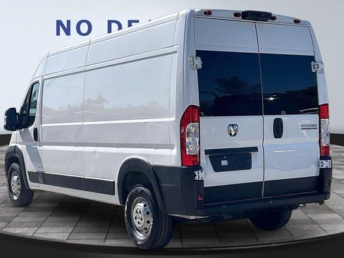 Used 2023 RAM ProMaster 2500 image 4