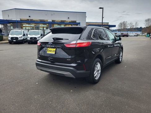 Used 2024 Ford Edge SEL image 6