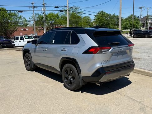 Used 2019 Toyota RAV4 XSE AWD/4WD image 8