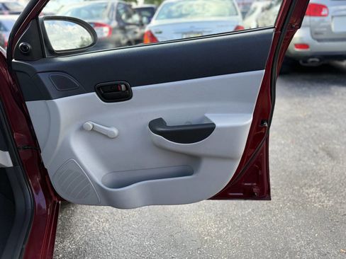 Used 2009 Hyundai Accent GLS w/ Popular Equipment Pkg 5 image 20