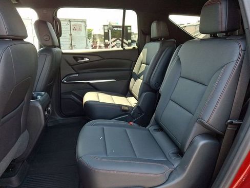 Used 2024 Chevrolet Traverse Z71 w/ LPO, Floor Liner Package AWD/4WD image 14