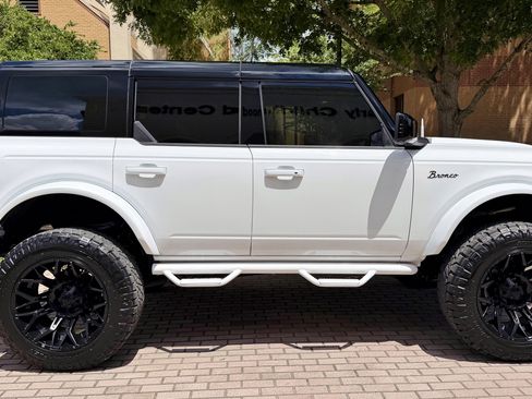 Used 2026 Ford Bronco Outer Banks AWD/4WD image 4