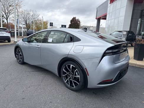 New 2026 Toyota Prius XSE image 3