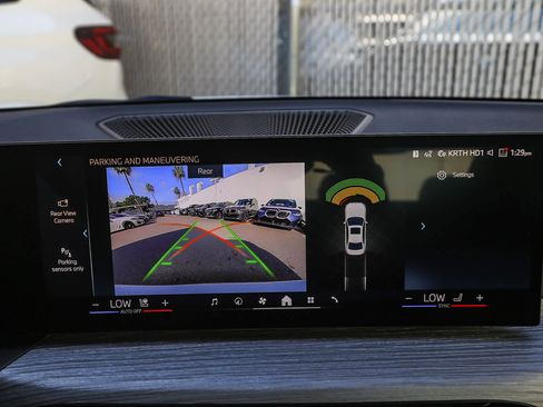 New 2026 BMW 330i Sedan w/ Convenience Package image 20