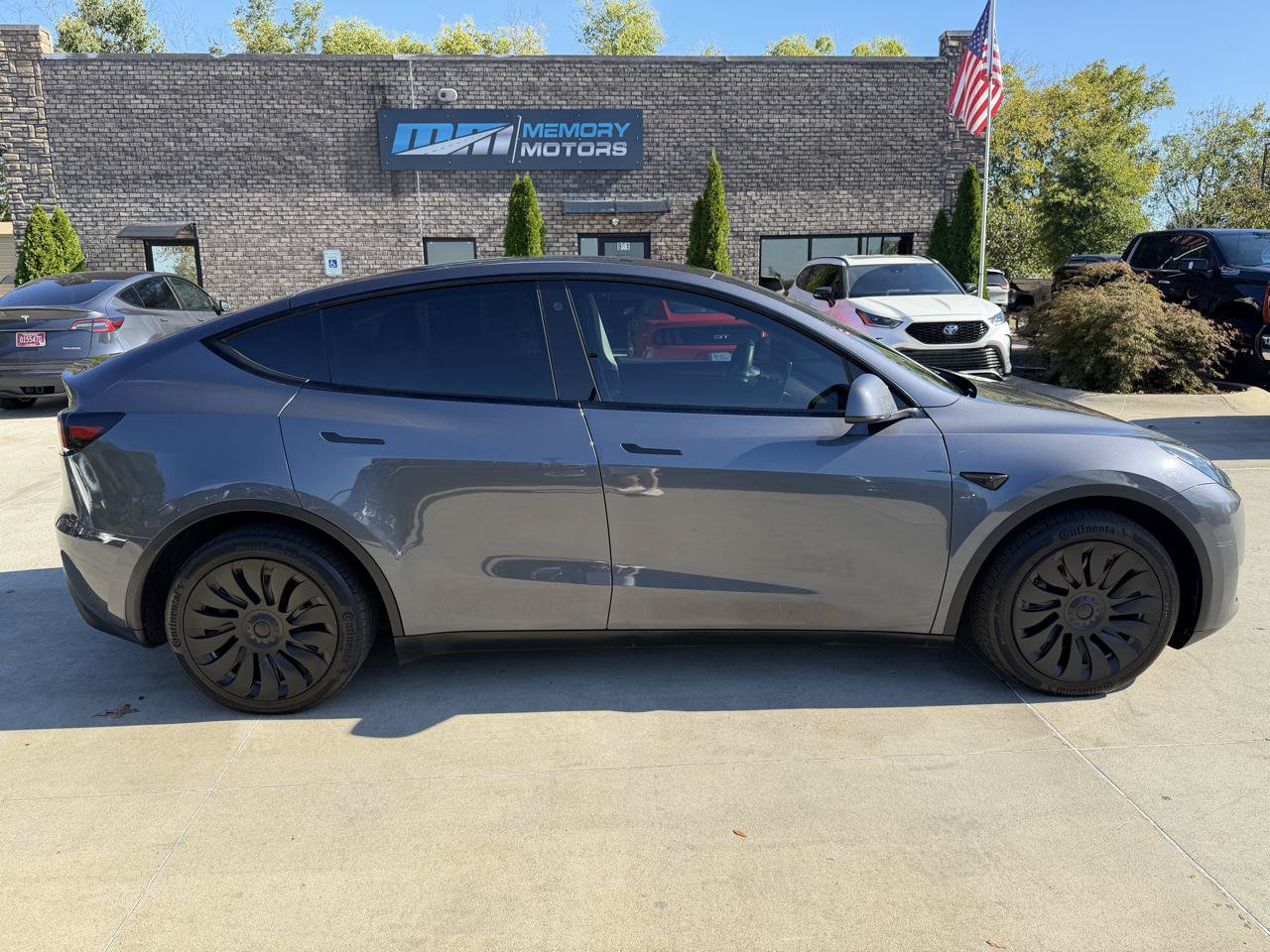 Used 2023 Tesla Model Y Long Range AWD/4WD image 8
