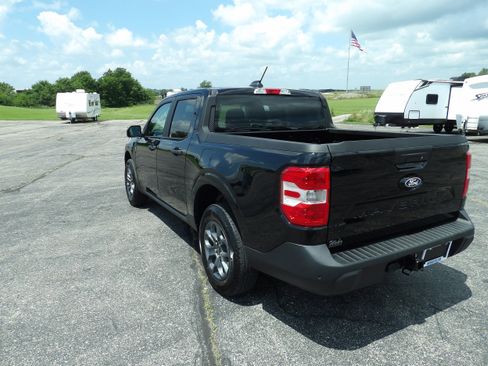 New 2025 Ford Maverick XLT w/ XLT Luxury Package image 8