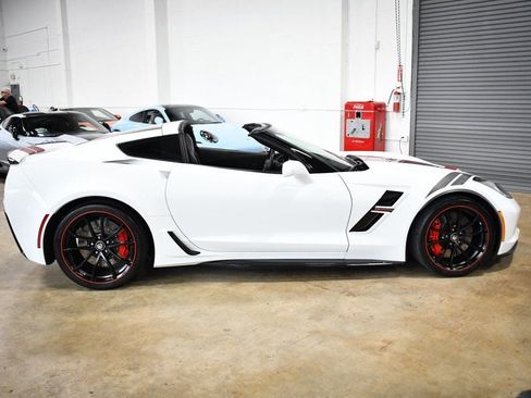 Used 2019 Chevrolet Corvette Grand Sport RWD image 23
