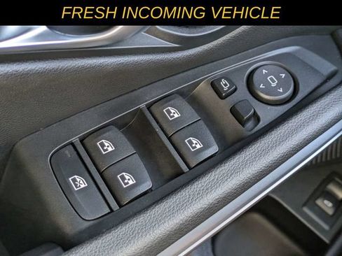 Used 2024 BMW 330i Sedan w/ Convenience Package RWD image 21