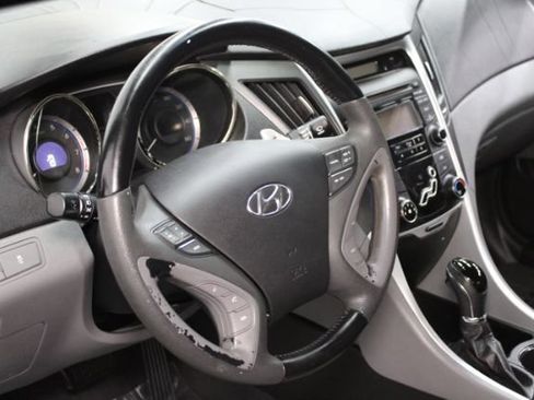 Used 2013 Hyundai Sonata SE FWD image 10