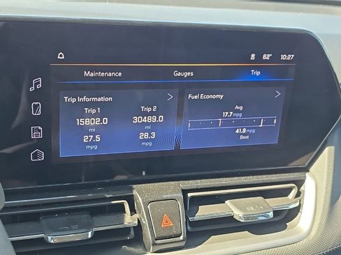 Used 2025 Chevrolet TrailBlazer LT AWD/4WD image 26