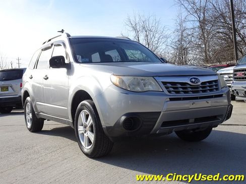 Used 2011 Subaru Forester 2.5X AWD/4WD image 4