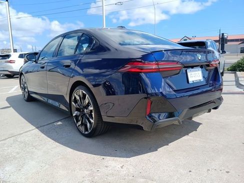 New 2026 BMW 530i w/ M Sport Package RWD image 7
