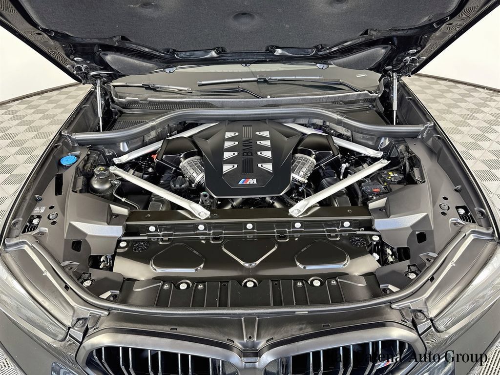 Used 2025 BMW X6 M60i AWD/4WD image 32