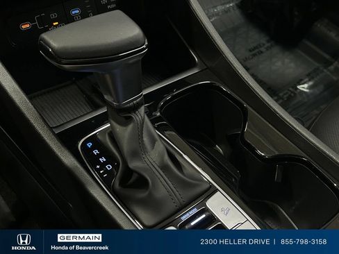 Used 2025 Hyundai Santa Cruz Limited AWD/4WD image 25