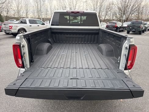 Used 2023 GMC Sierra 3500 Denali w/ Denali Ultimate Package image 13