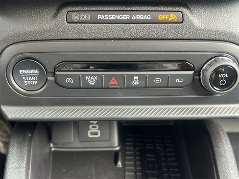 New 2025 Ford Bronco Sport Heritage w/ Convenience Package image 6