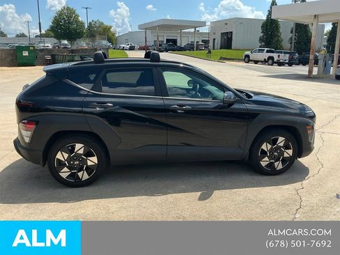 Used 2025 Hyundai Kona SEL FWD image 7
