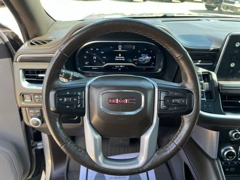 Used 2022 GMC Yukon XL SLT w/ SLT Premium Package AWD/4WD image 52
