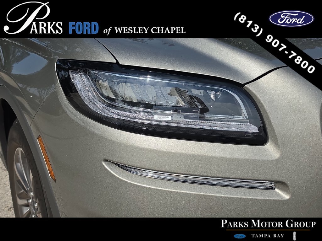Used 2023 Lincoln Nautilus FWD w/ Premium Package image 7