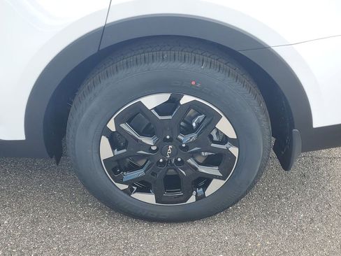 New 2026 Kia Sorento S w/ S Panoramic Sunroof Package image 5