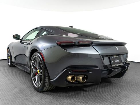 Certified 2022 Ferrari Roma RWD image 3