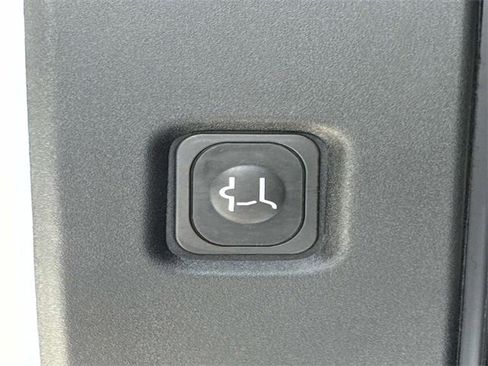 New 2025 Ford Expedition Platinum w/ Stealth Performance Package image 16