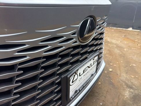 Used 2025 Lexus RX 350 Premium image 32
