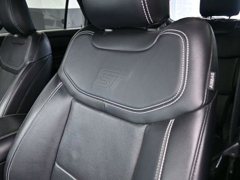 Used 2021 Ford Explorer ST w/ Premium Technology Package image 21