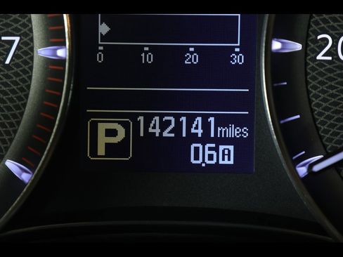 Used 2016 INFINITI QX80 Base w/ Driver's Assistance Package image 24