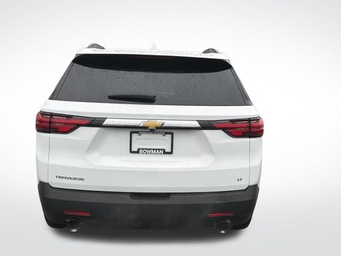 Used 2023 Chevrolet Traverse LT image 8