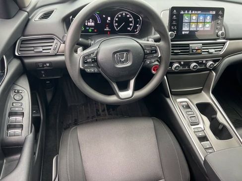 Used 2021 Honda Accord Hybrid image 34