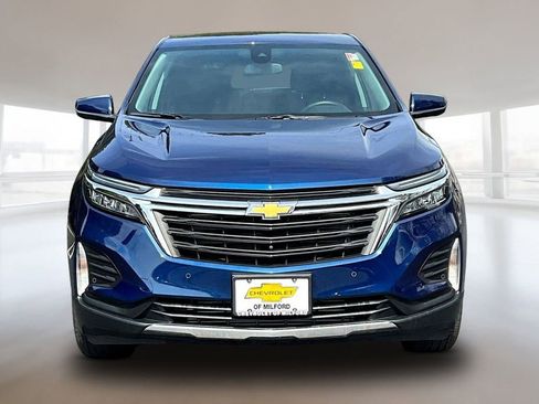 Used 2023 Chevrolet Equinox LT image 2