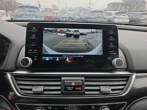 Used 2022 Honda Accord Sport image 17