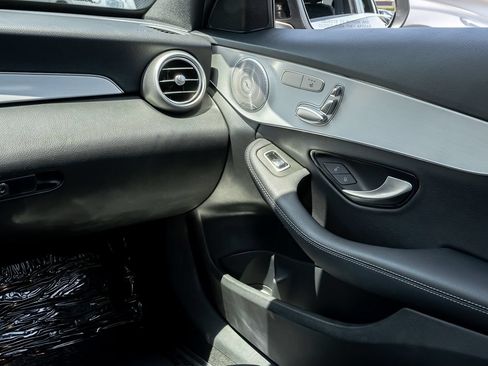 Used 2021 Mercedes-Benz C 300 Sedan image 18