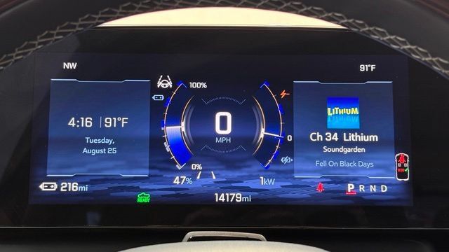 Used 2026 Chevrolet Silverado EV LT AWD/4WD image 39