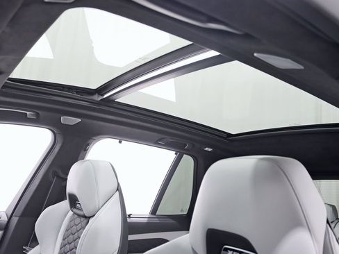 Used 2023 BMW X5 M w/ Competition Package image 38