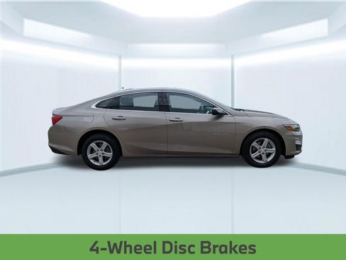 Used 2025 Chevrolet Malibu LT FWD image 8