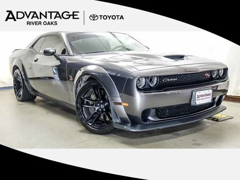 Used 2022 Dodge Challenger R/T Scat Pack RWD image 1
