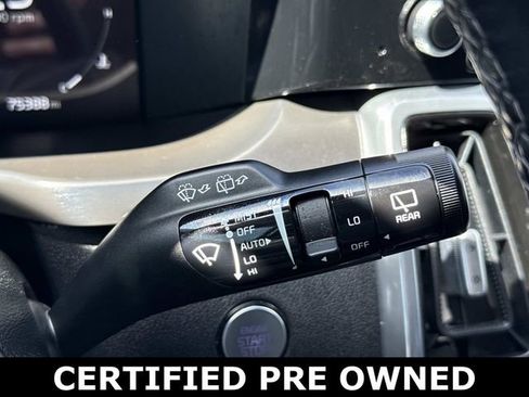 Used 2023 Kia Sorento SX AWD/4WD image 26