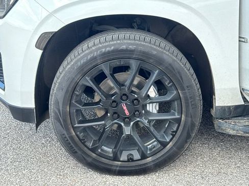 Used 2022 GMC Yukon Denali AWD/4WD image 25